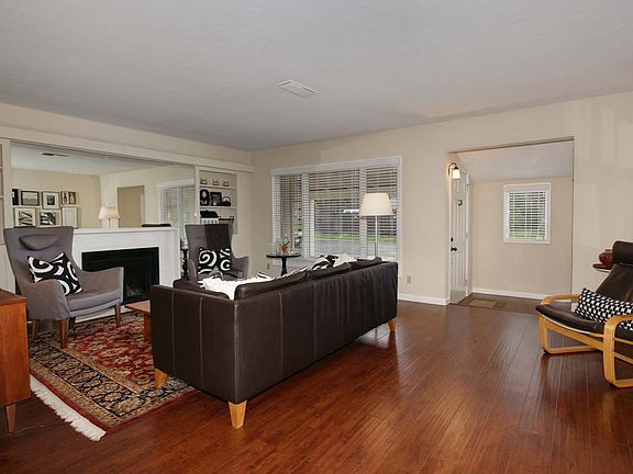 3rd image of 2410 Saint Francis Dr