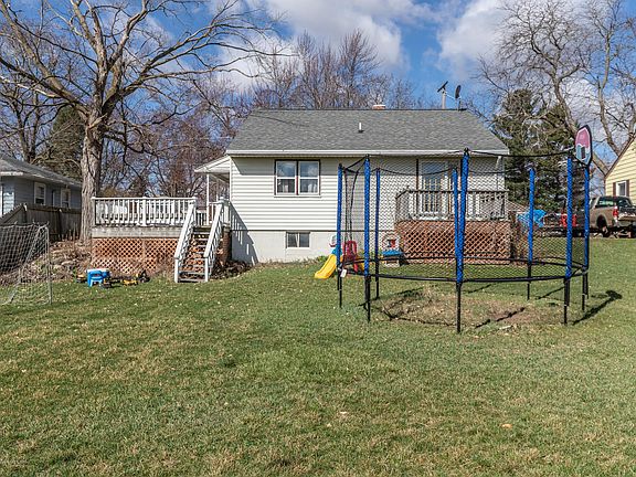 4th image of 1113 Tulip St