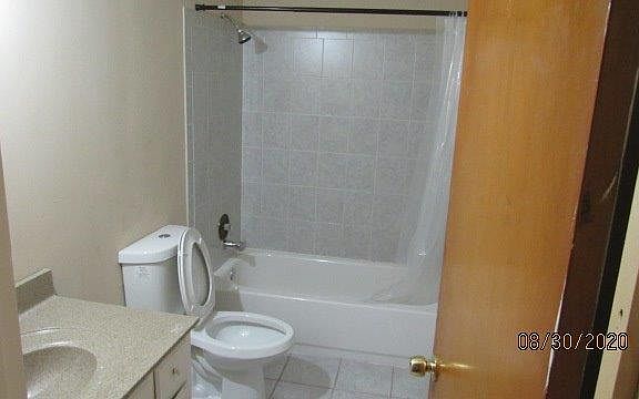 3rd image of 5668 Tallawanda Dr