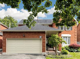 12 Maplewood Dr, Whitby, ON L1N 7A5