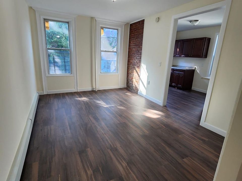 2nd image of 2874 Briggs Ave Floor 1