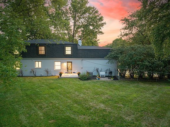 3rd image of 6110 Buckskin Ct
