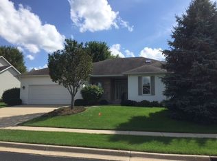1809 Meadow Dr, Stoughton, WI 53589