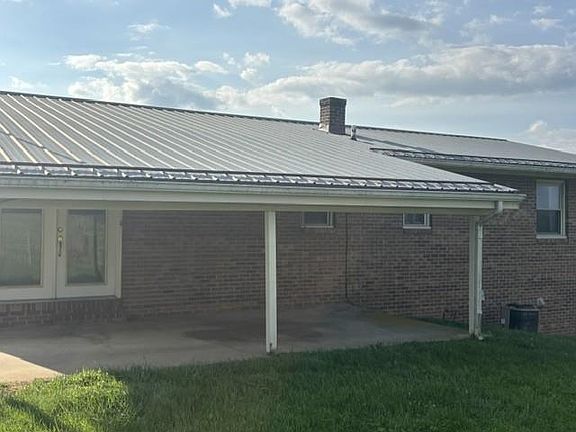 2nd image of 1474 Austinville Rd