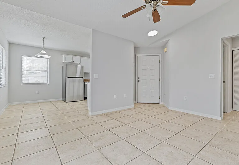 29 Wood Arbor Ln #B — Photo 5