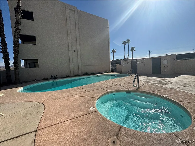 1611 Highway 95 #B — Photo 17