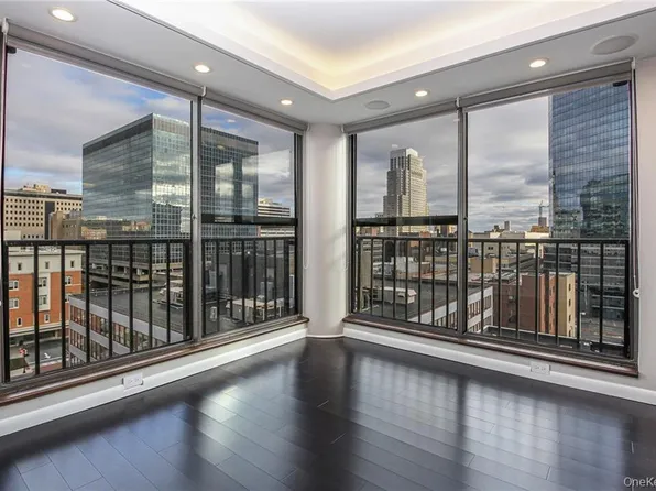 10 Cottage Place #11E, White Plains, NY 10601