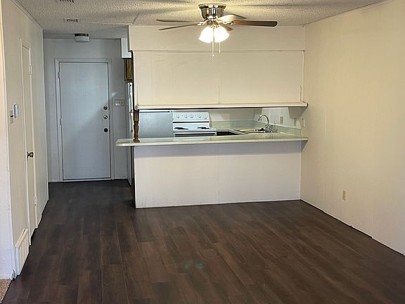 3rd image of 1800 Romack Ct APT B
