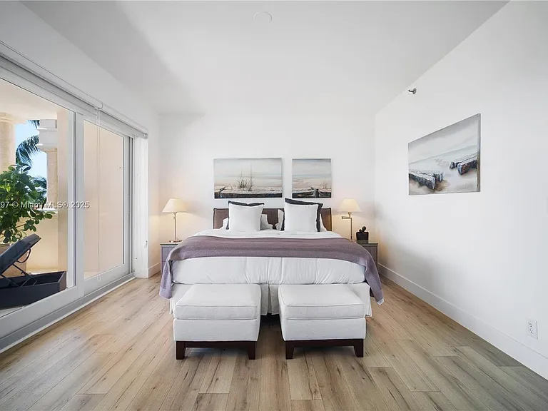 19234 Fisher Island Dr #19234 — Photo 21