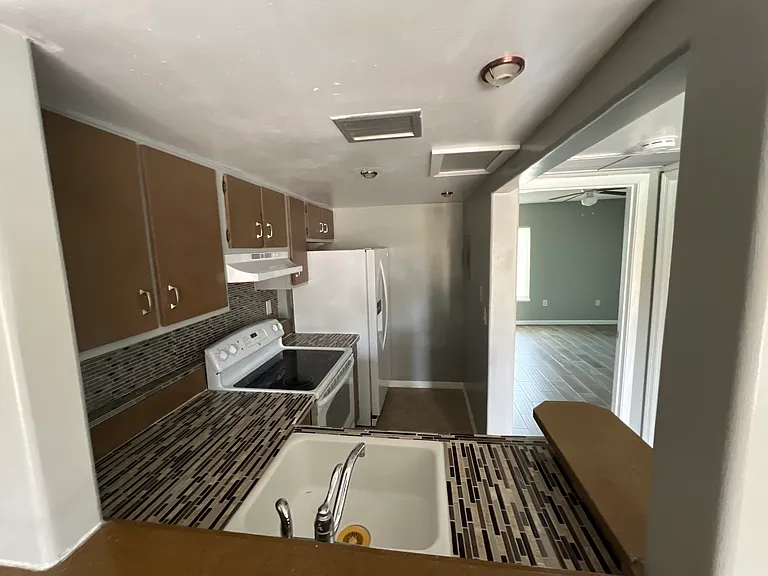 598 Orange 159 Dr #159 — Photo 14