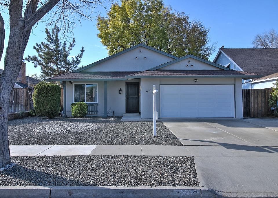 1st image of 4679 Mia Cir