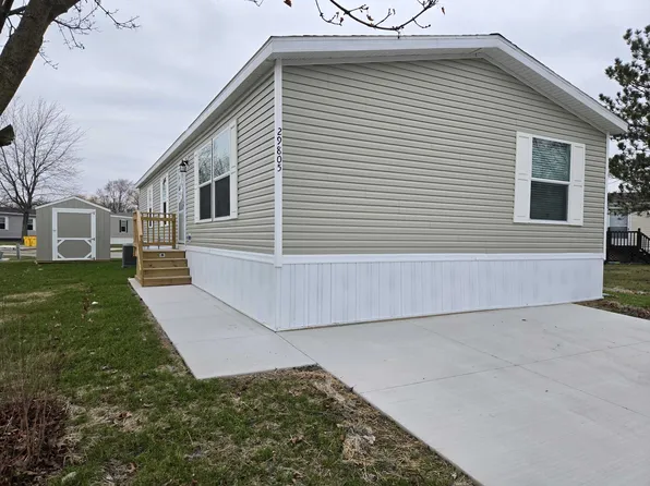 3 Bed 2 Bath Single Section Plan, Carriage Way