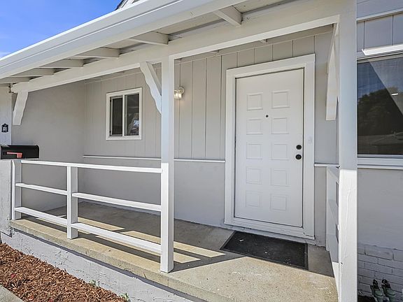 4th image of 221 Arguello Avenue