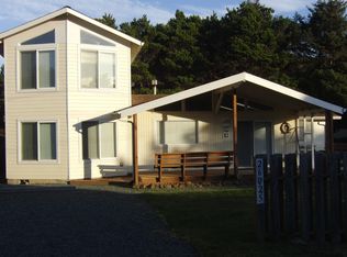 26025 Nedonna Ave, Rockaway Beach, OR 97136