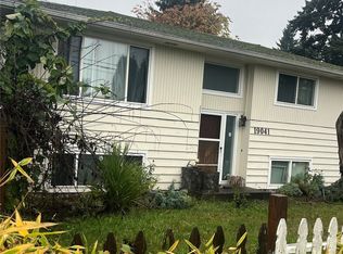 19041 8th Ave S, Seattle, WA 98148