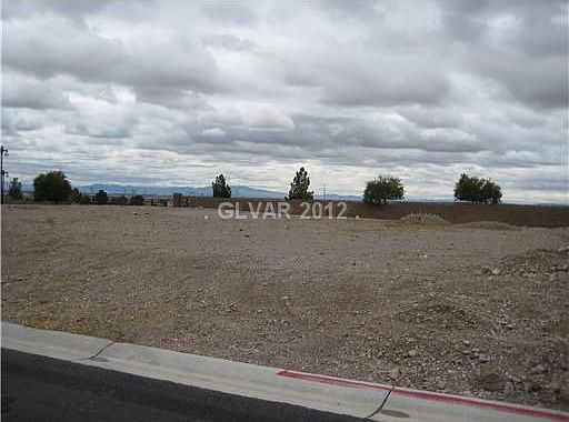 5th image of 9707 Dream Brook Ct