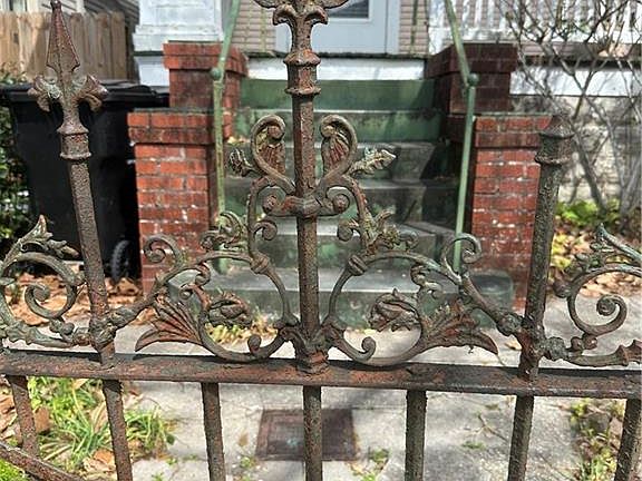 4th image of 1019 1st St