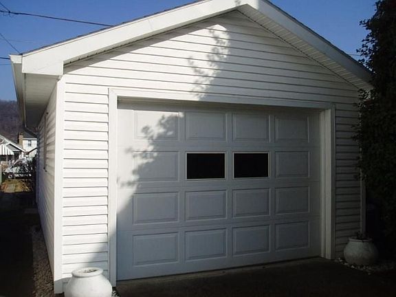 5th image of 5516 Lancaster Ave