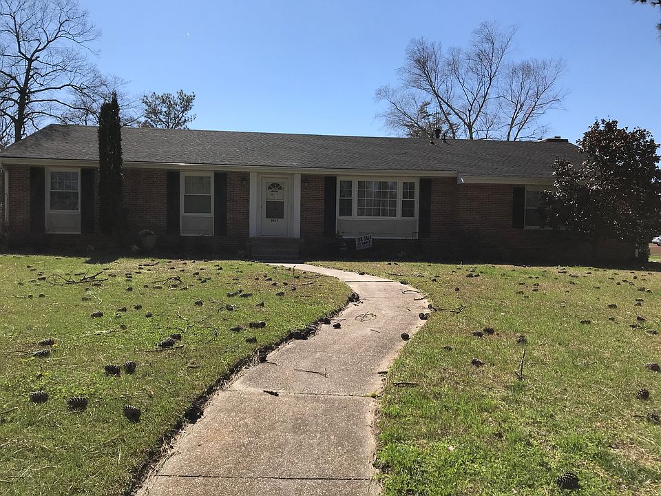 1st image of 2829 Heritage Dr
