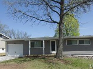 1815 Nashua Dr, Saint Louis, MO 63136