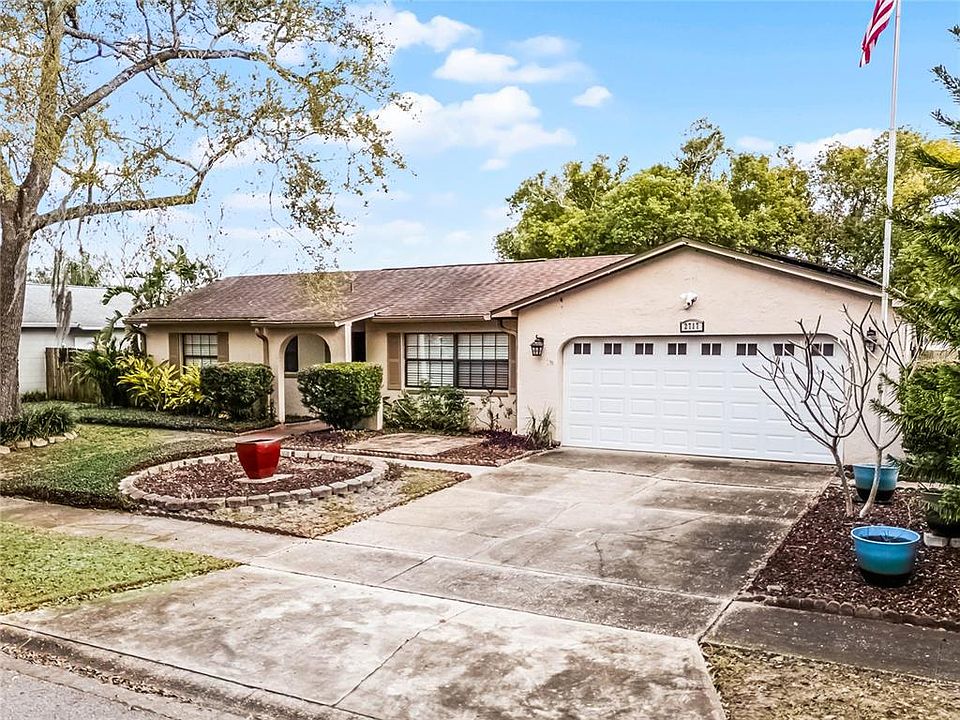 1st image of 2717 Rose Moss Ln