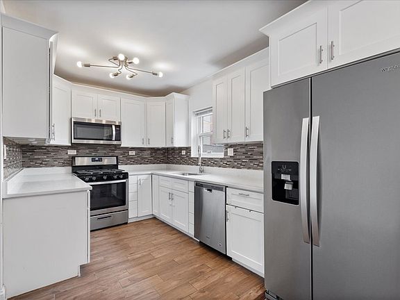 4th image of 2611 W Jarlath St