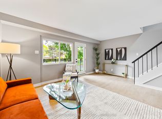 65 Godstone Rd #114, Toronto, ON M2J3C8