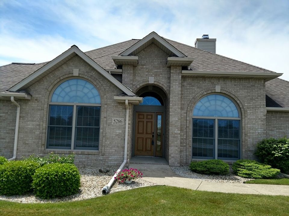 1st image of 5286 Rose Way Dr
