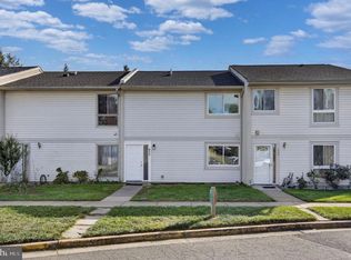 402 Reneau Way, Herndon, VA 20170