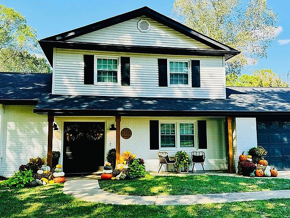 3rd image of 118 Haymont Cir