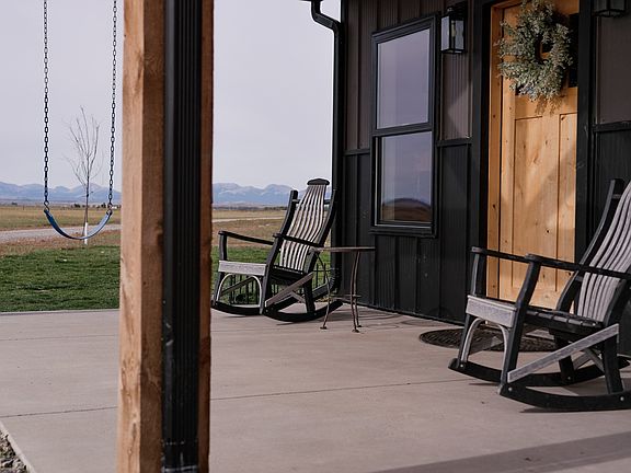 3rd image of 1199 Highway 220