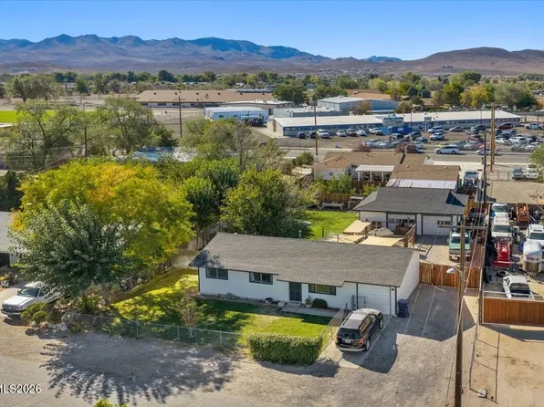 410 Curry Dr, Fernley, NV 89408