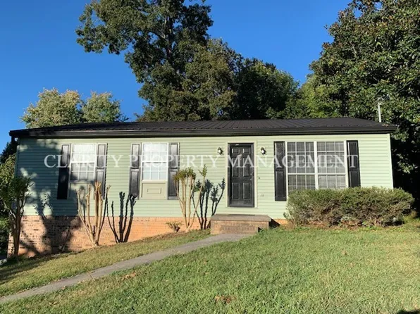 2218 Cloverleaf Cir SE, Cleveland, TN 37311