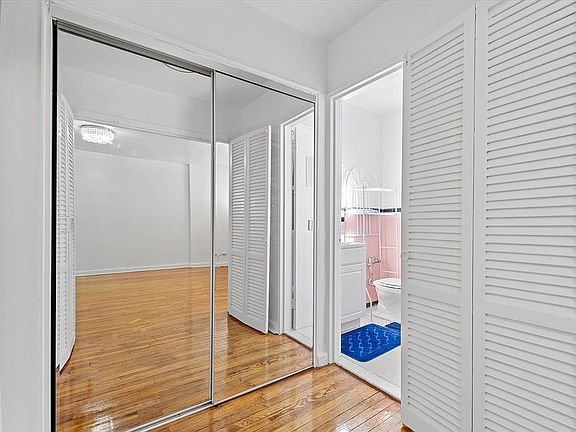 5th image of 12516 83rd Dr APT 4H