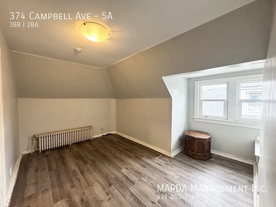 Building Photo - 374 Campbell Ave #5A