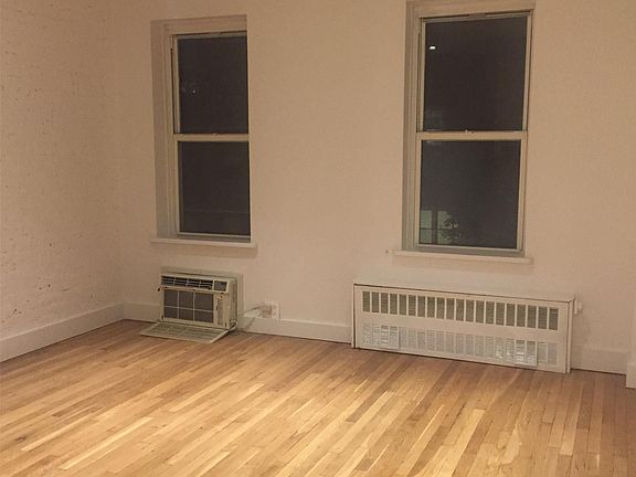 2nd image of 482 E 74th St APT 3A