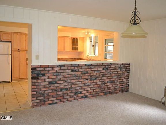 Dining Room - 5 Sterling Pl