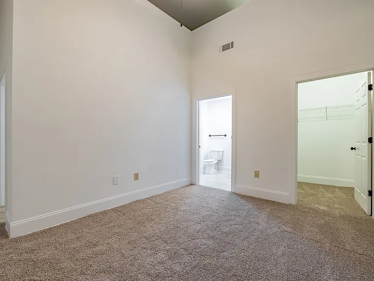 Dannenberg Lofts — Photo 26