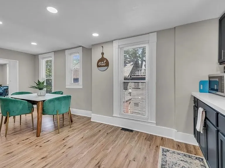 2745 Holmes St #2 — Photo 10