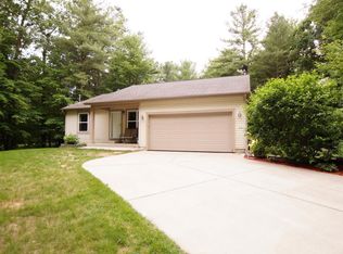 5415 Dalson Rd, Twin Lake, MI 49457