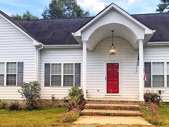 3rd image of 360 Rollingwood Dr W