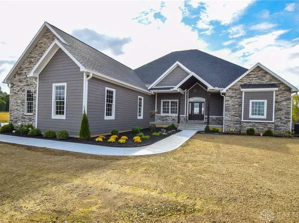 10807 Lock Ln, Piqua, OH 45356