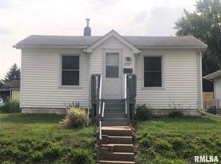 2737 Glenn St, Bettendorf, IA