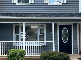 130 Shady Tree Dr, Taylors, SC 29687