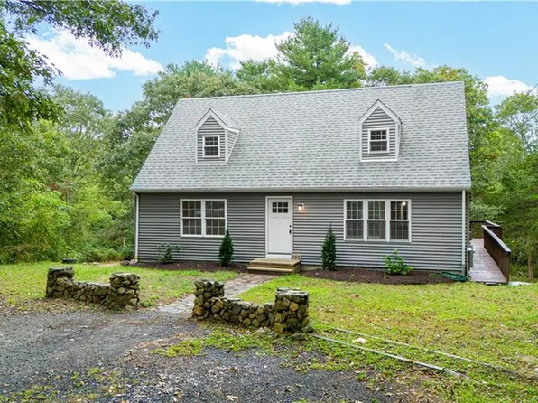 253 Biscuit City Rd, Charlestown, RI 02813