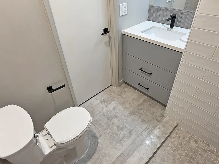 2716 N St #201 — Photo 10