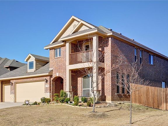 3rd image of 806 Rockcress Dr