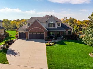 24 Auburn East Ln, Coralville, IA 52241