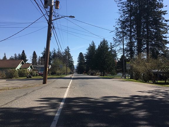 4th image of 2921 Birchwood Ave