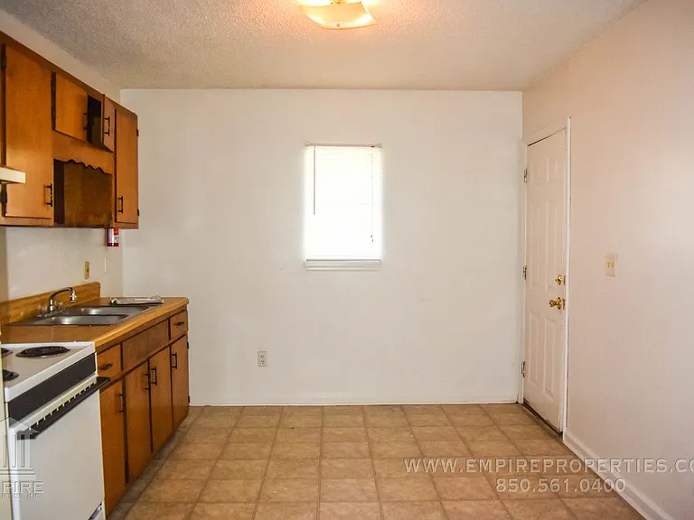 916 N Woodward Ave #1 — Photo 6